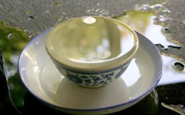 西湖龙井明前茶价格.jpg