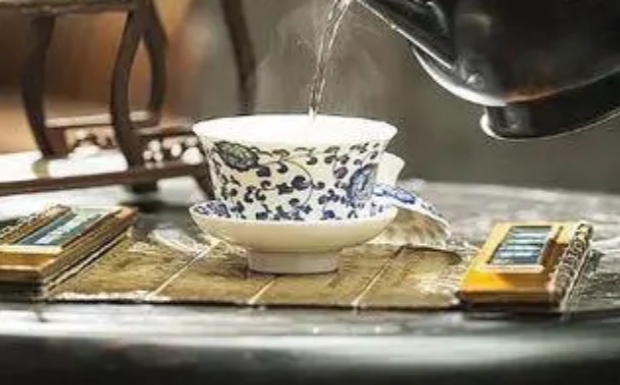 庐山云雾茶属于什么档次.jpg 庐山云雾茶属于什么档次.jpg