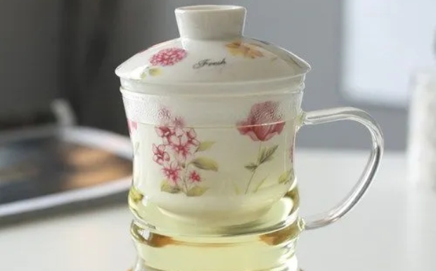 西湖龙井的功效与作用及禁忌.jpg