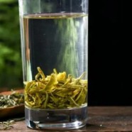 敬亭绿雪烘青型绿茶