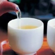 天目青顶与龙井哪个好