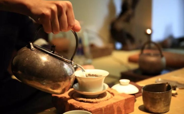 凌云白毫茶能放多久