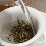 泉岗辉白有哪些品质特征