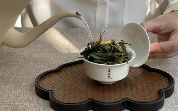 喝凤冈富锌富硒茶有哪些作用.jpg 喝凤冈富锌富硒茶有哪些作用.jpg