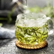 松溪小白茶的汤色