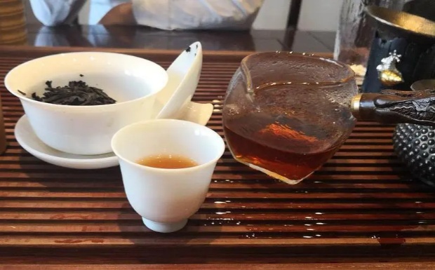 七子饼茶是生茶还是熟茶