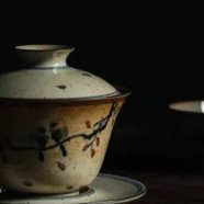 老班章和冰岛哪个档次高