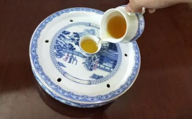 百合花茶搭配什么泡水喝.jpg