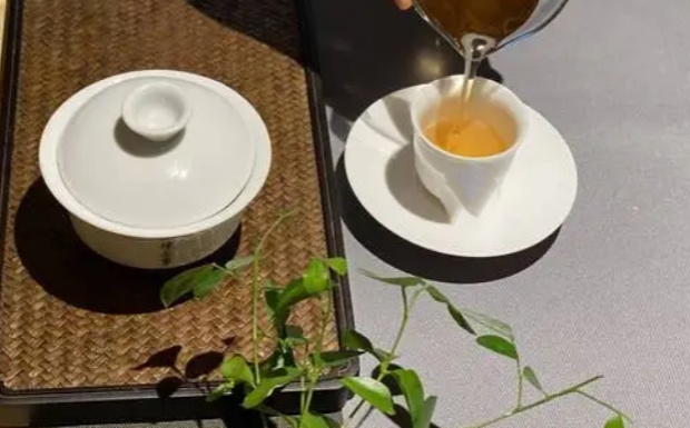信阳白茶多少钱一斤.jpg 信阳白茶多少钱一斤.jpg