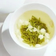 碧潭飘雪里面是什么茶