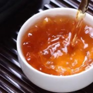 祁红香螺冲泡方法