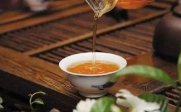 信阳红茶是乌龙茶吗