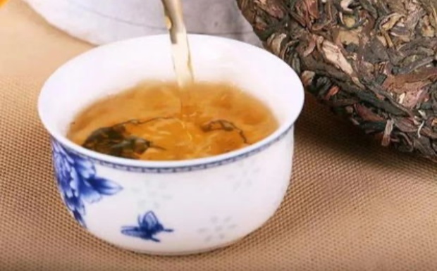 玳玳花茶搭配什么泡茶好