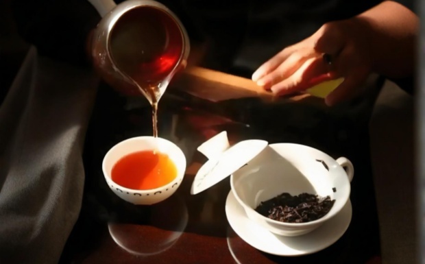 六堡茶要采用何种冲泡手段.jpg 六堡茶要采用何种冲泡手段.jpg