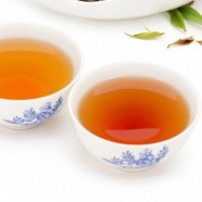 信阳红茶用多少度水泡