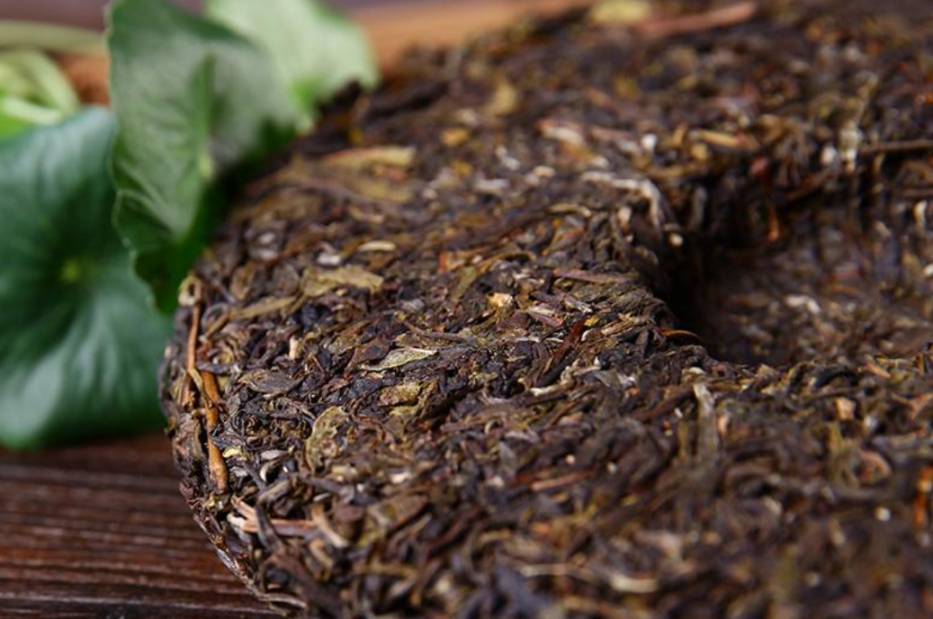 七子饼茶：岁月沉淀的普洱传奇